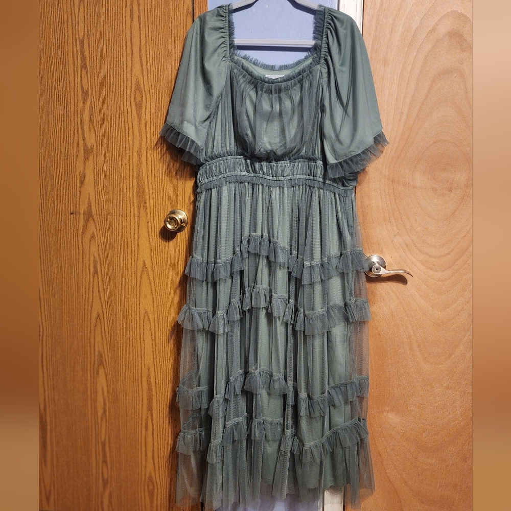 Polagram Sage Layered Midi Dress